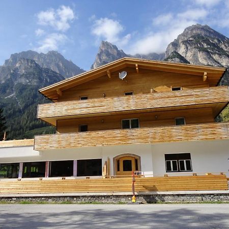 Апартаменты Gschnitzerhof Экстерьер фото